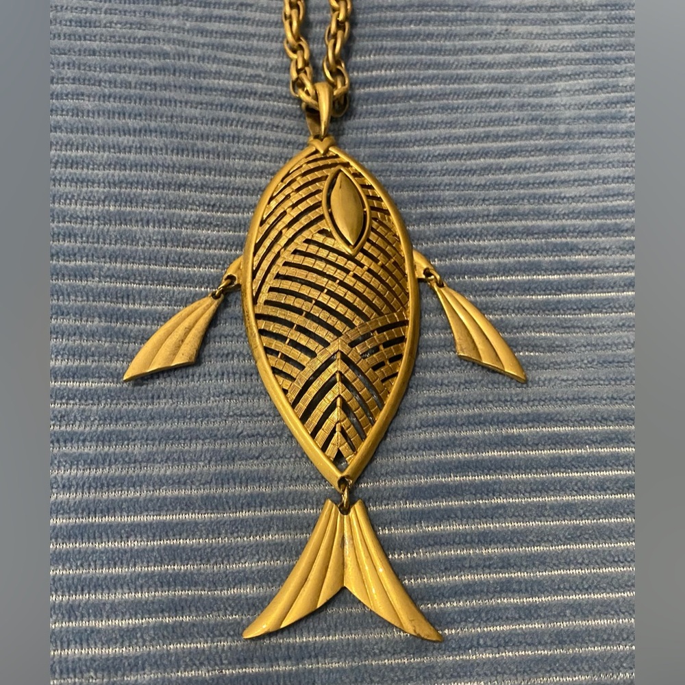 🎏60s-70s Vintage • Alan fish necklace